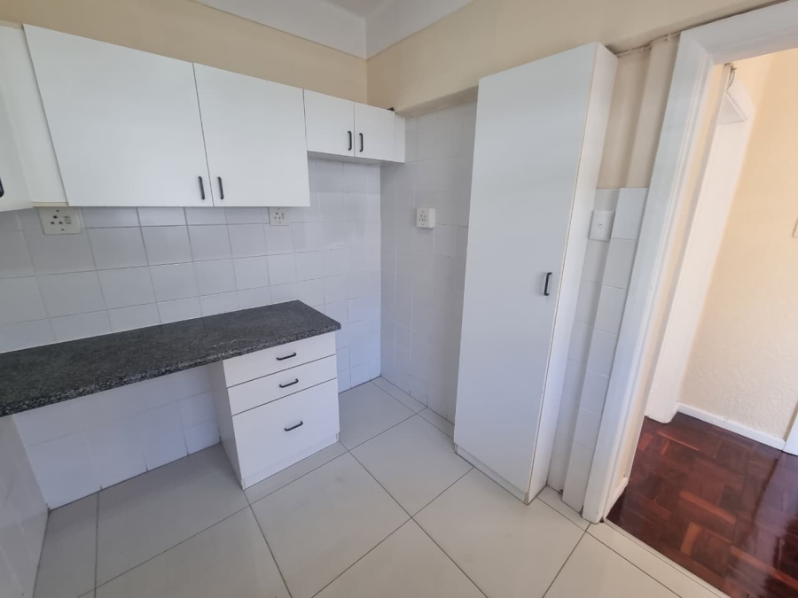 To Let 1 Bedroom Property for Rent in Camps Bay Western Cape